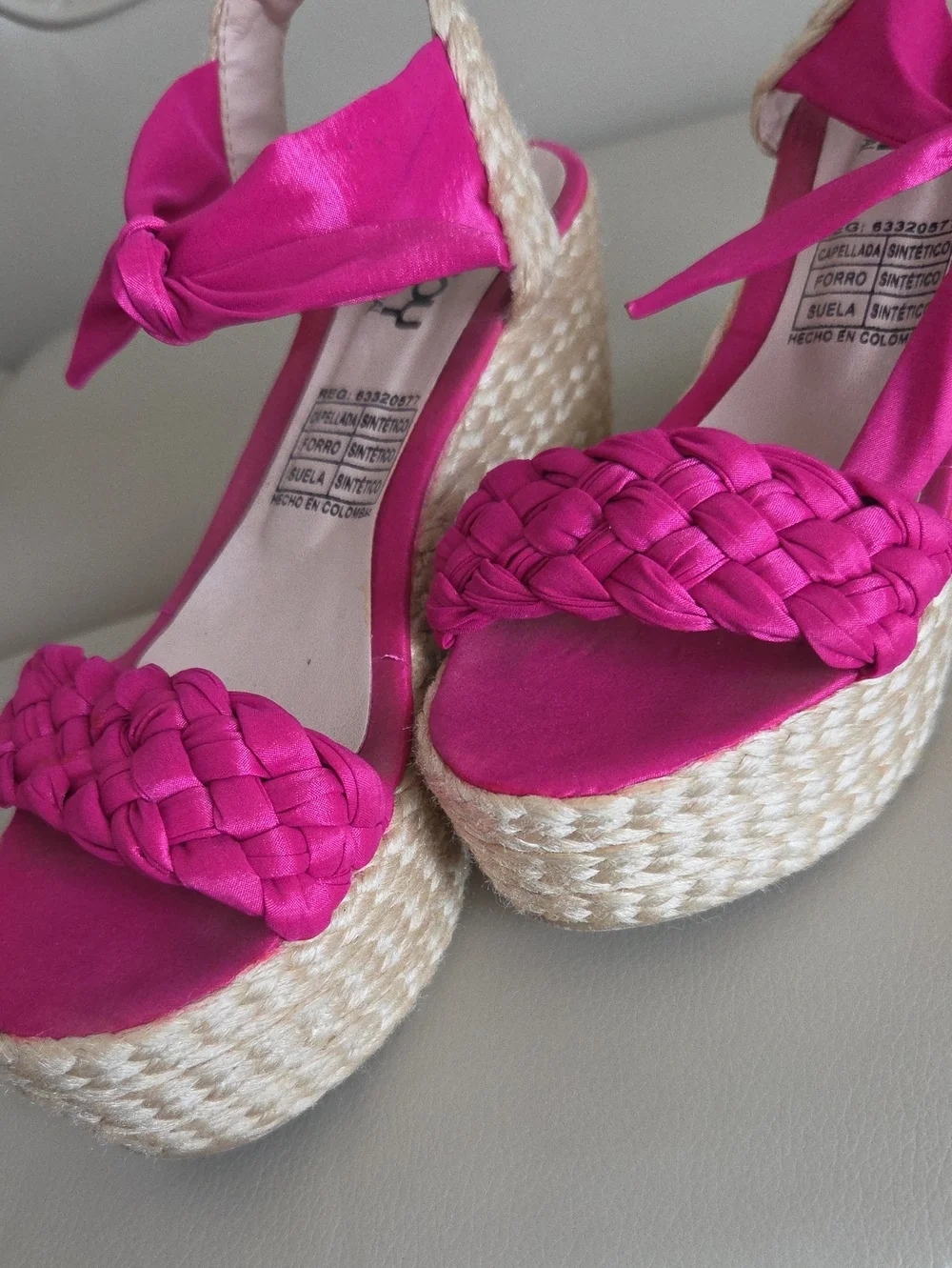 Women’s Bright Pink Braided Espadrille Wedge Sandals Size 7